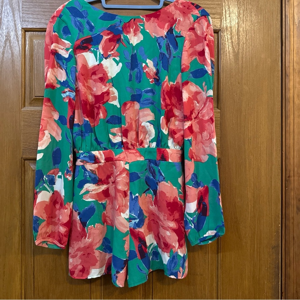 Lulu's Floral shorts romper  - multicolor